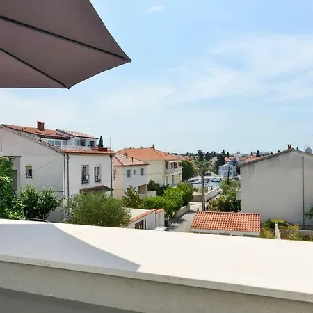 Lägenhet Ivy Zadar